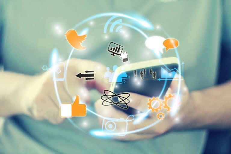 Développer sa réputation sur les réseaux sociaux en payant ?