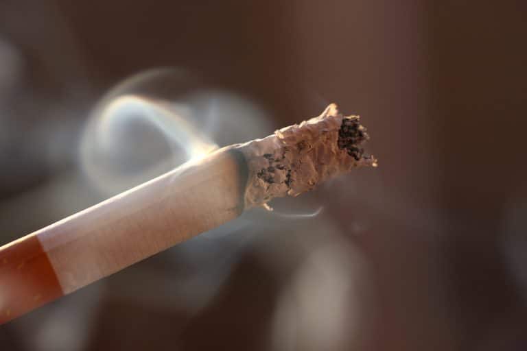 Les cigarettes de contrebande - un danger pour la santé et pour l’économie