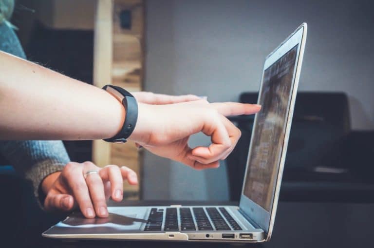 Internet et développement sont devenus des éléments inséparables avec le temps