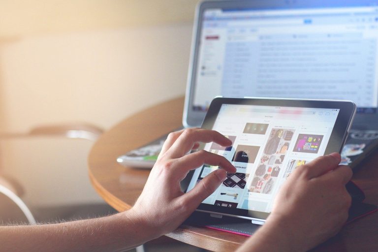 Plusieurs façons dont Internet a changé notre façon de vivre et de faire des affaires