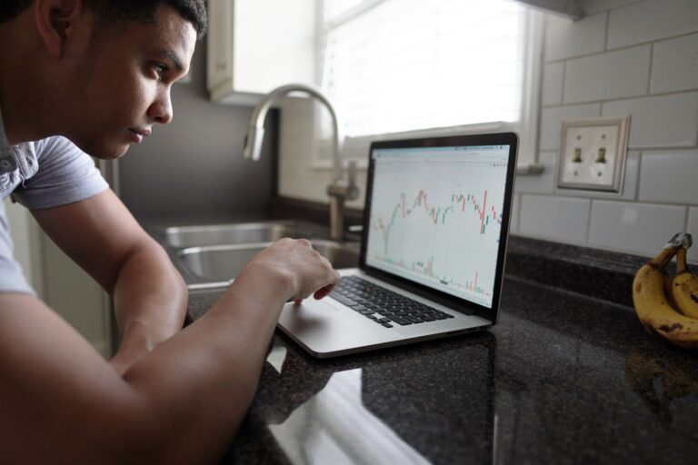 Comment maximiser votre retour sur investissement en publicité