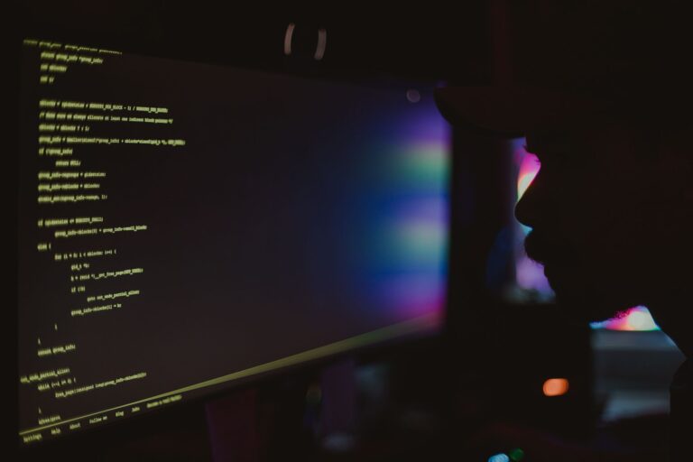 REA, l’outil open source qui confie la rétro-ingénierie à un agent IA